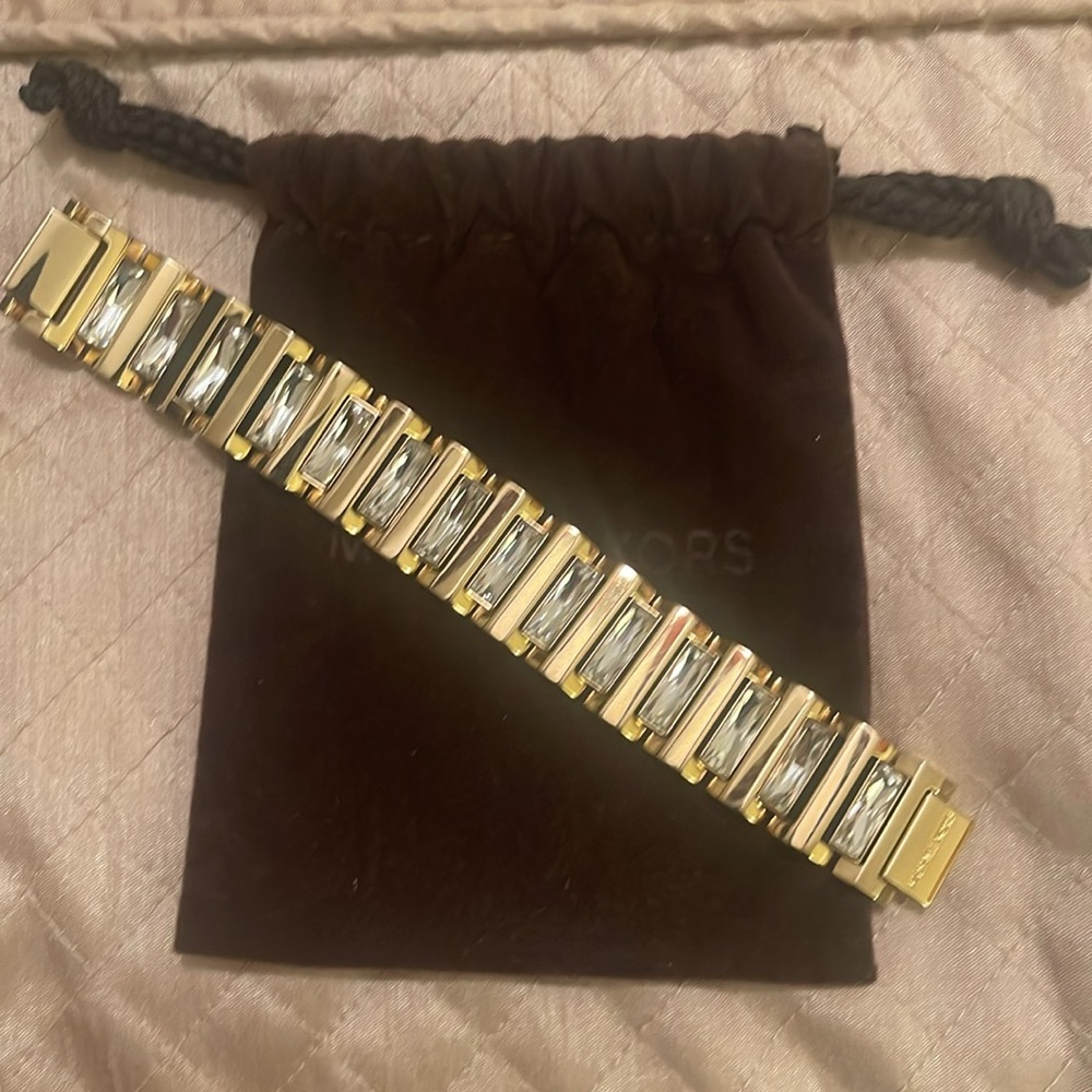 🩷🩷🩷 Michael Kors Bracelet 🩷🩷🩷
